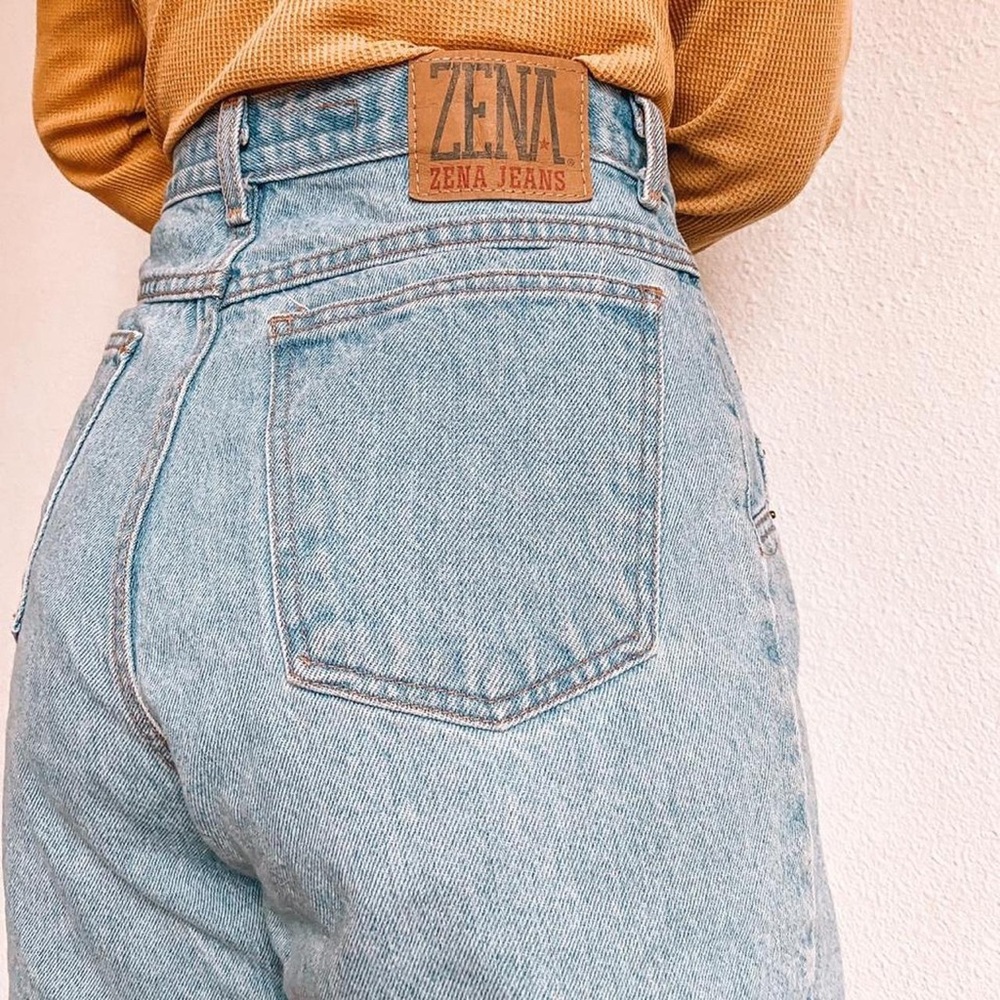 Vintage Zena shorts ⚡️